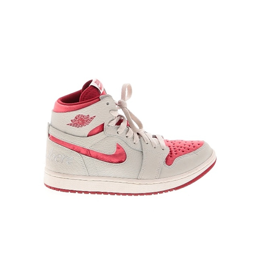 Nike Air Jordan 1 High Zoom Comfort 2 Valentine’s Day RARE Gorgeous Velvet Shoes